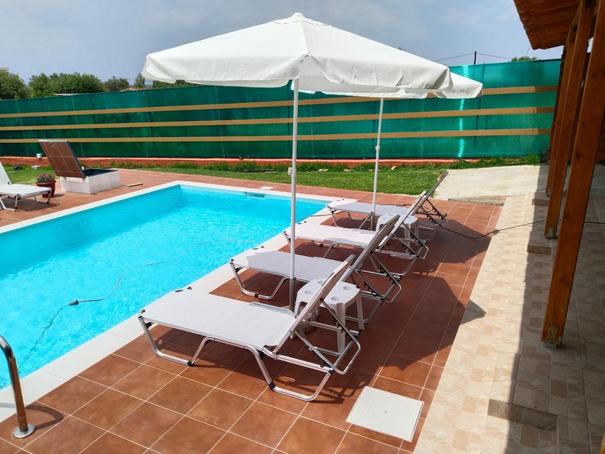 Maria Lemoni Swimming Pool Apartment Nea Skioni Exterior photo